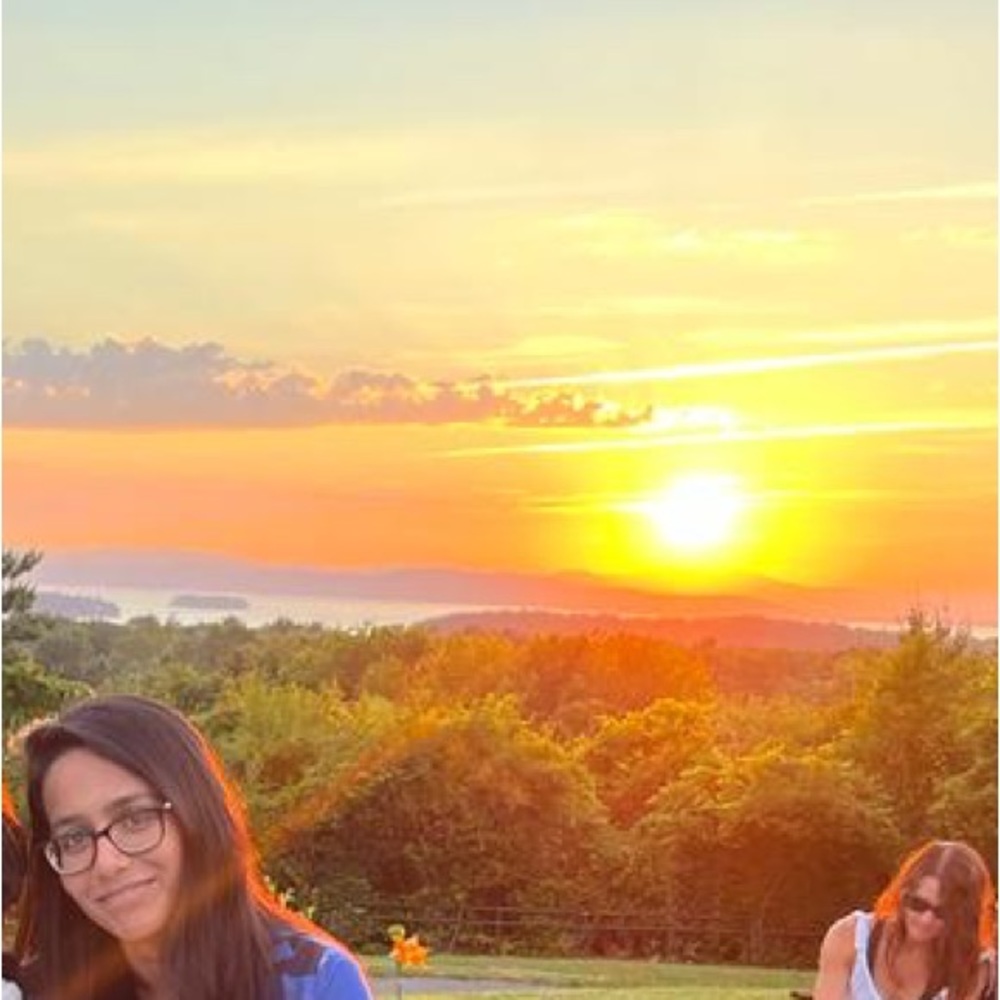 Meet your Posher, Ayesha